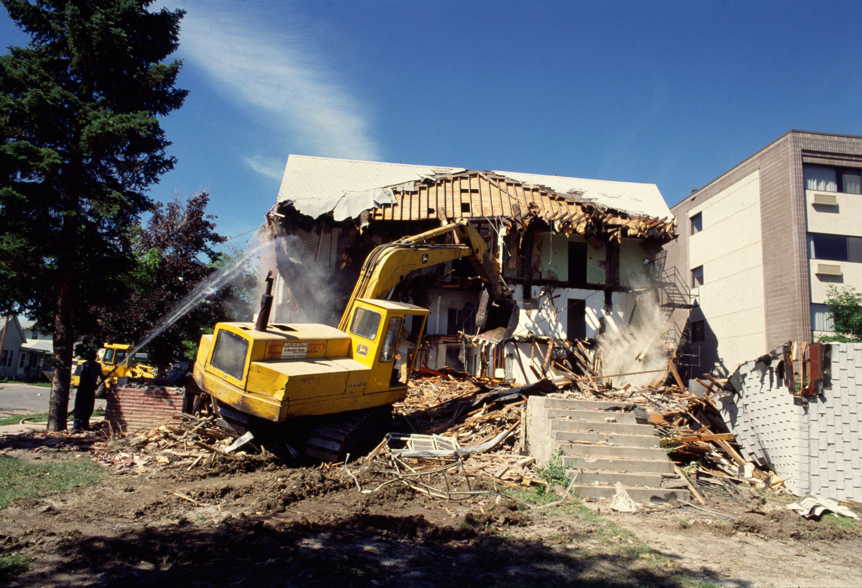 Fraser Building demolition, June 27 1991